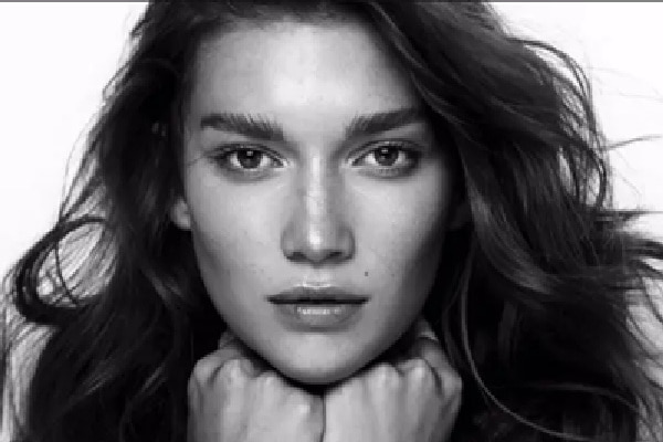 Renee Youtslur Wilkins: Model, Podcast Host, and Wife of Shaggy 2 Dope